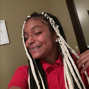 Meet your Posher, Layla